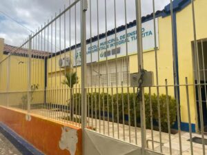 Caso de aluna morta após agressão em escola mobiliza PE