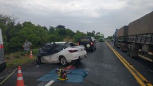 Trecho da rodovia ficou interditado até a tarde de quarta-feira para o atendimento da ocorrência | Reprodução/Portal de Notícias PontalOnline