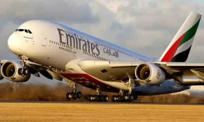 Avião do Emirates.