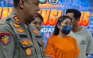 Agressora confessou o crime e disse ter agido para “dar uma lição” no amante