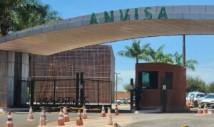 Anvisa determina suspensão de cinco lotes de medicamentos feitos em Minas Gerais