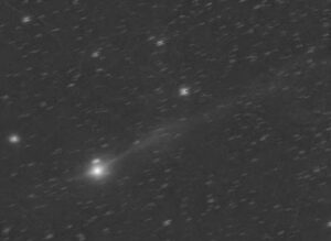 Em registro de 11 de novembro, o cometa interestelar já aparece com cauda mais longa e definida | The Virtual Telescope Project/Gianluca Masi