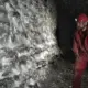 Maior teia de aranha do mundo é encontrada em caverna europeia