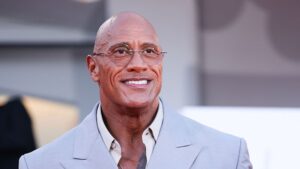 Preso suspeito de fraude que usava imagem de Dwayne Johnson