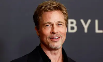 Mulher espera Brad Pitt em aeroporto do RS
